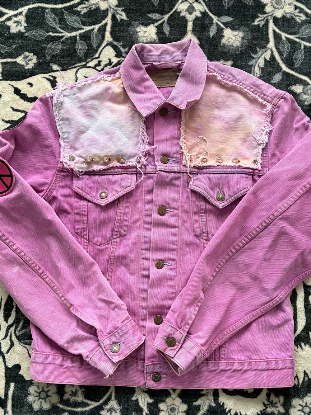 018 - VINTAGE 90s LEVIS PINK DYED PUNK DENIM JACKET